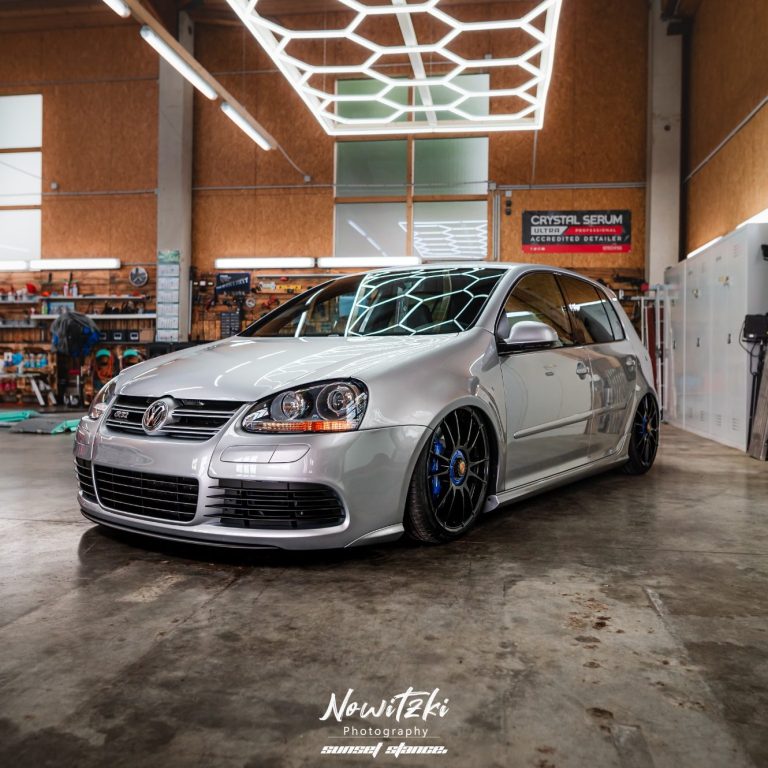 VW Golf V R32